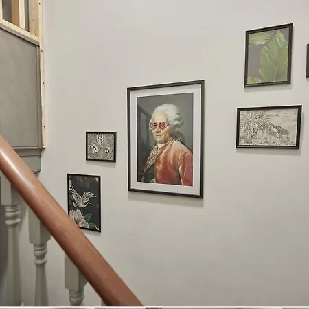 Апартаменты Sunrise Уитби